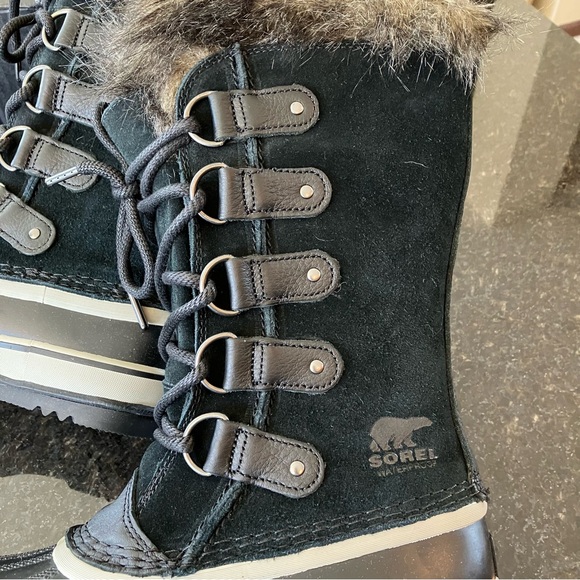 New Sorel Women's Joan of Arctic Boot, Waterproof Winter Boots, Faux Fur Black - Picture 13 of 16